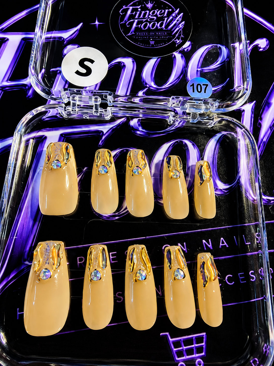 💛💎 GOLDEN TREASURE 107 – Small Nude, Gold & Crystal Press-On Nails 💎💛