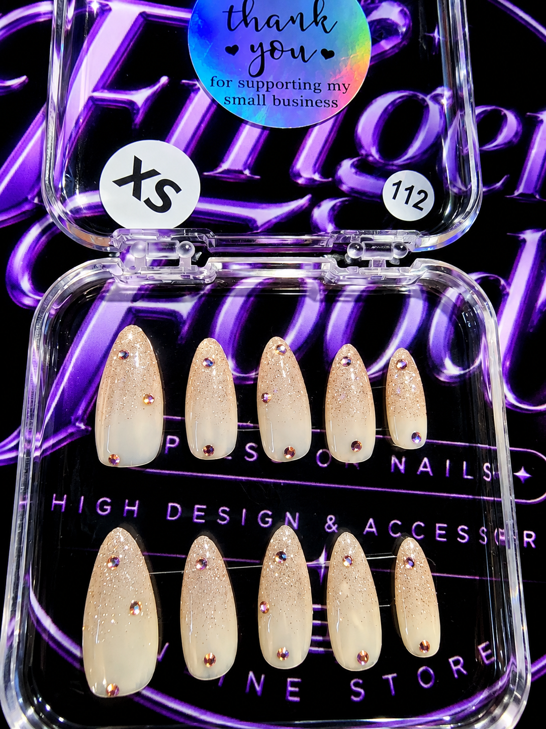 ✨🤍 CHAMPAGNE SPARKLE #112 – Extra Small Nude & Crystal Press-On Nails