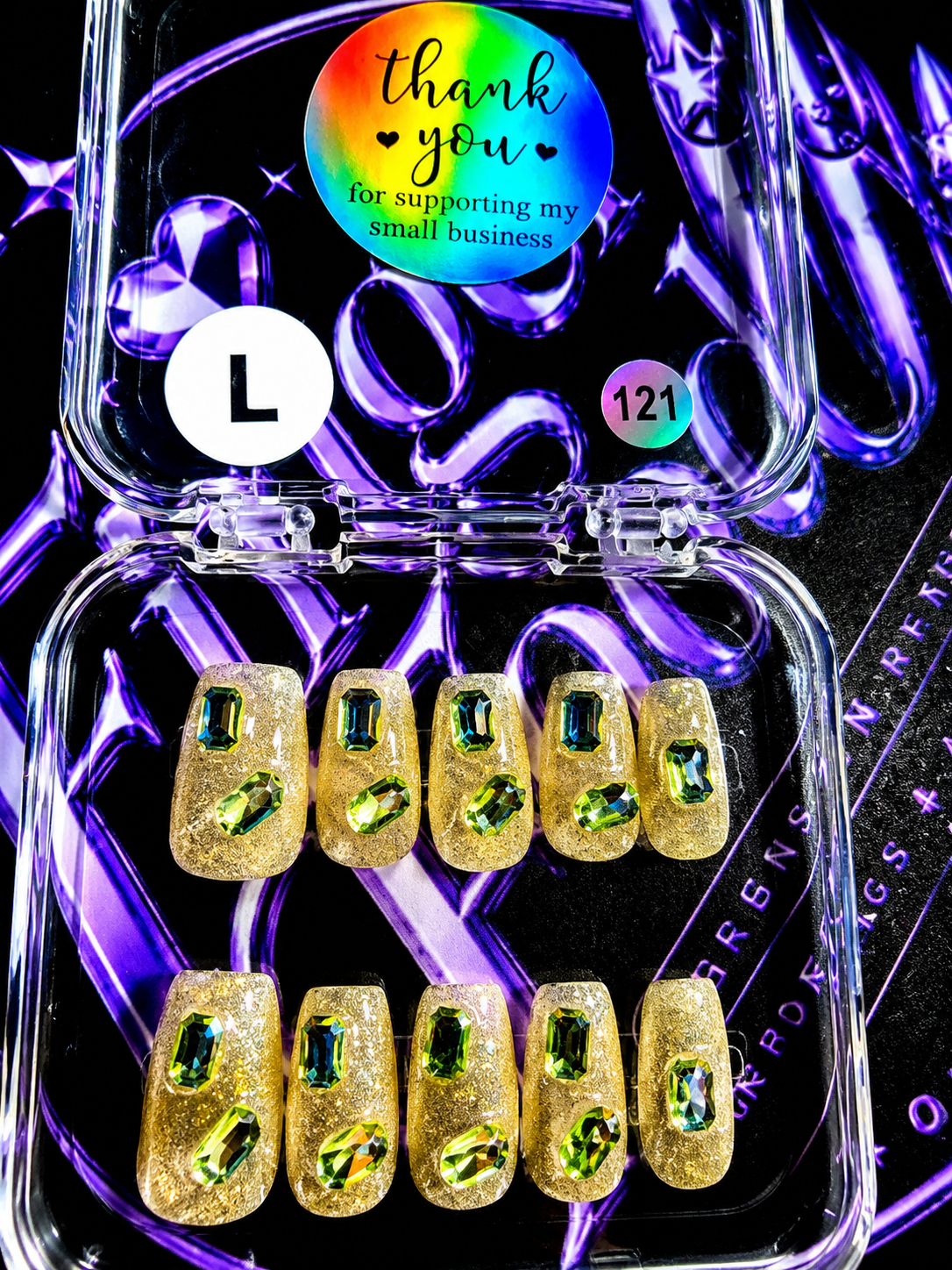 💚✨ EMERALD TREASURE #121 – Large Gold & Green Crystal Press-On Nails
