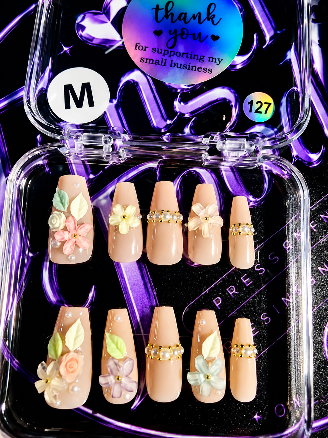 🌸✨ GARDEN PEARL#127 – Medium Nude Floral Press-On Nails